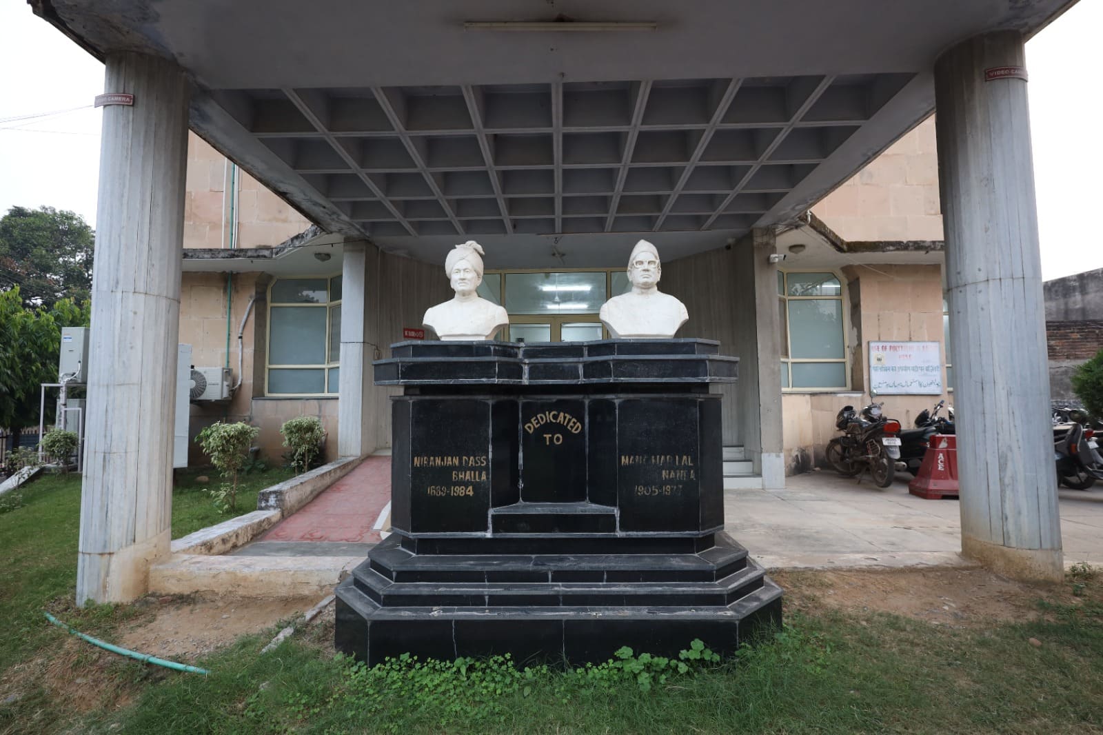 Hospital 3